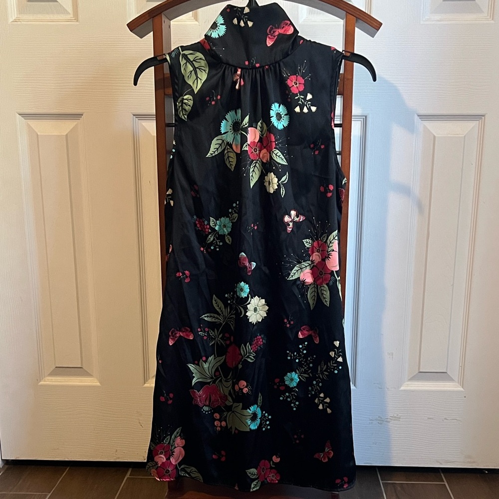 Chic Floral Black Mini Dress